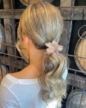 Plero Floral Claw Hair Clip Flower Shape